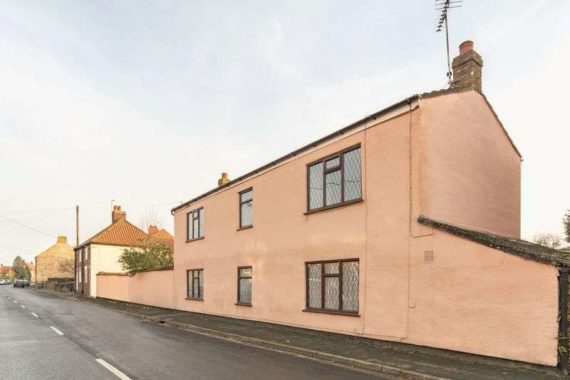 4 bedroom Detached f...